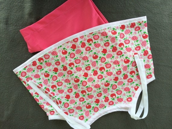 Girls Size 4 Apple Shorts Set with Hot Pink by Momsvintagebooks