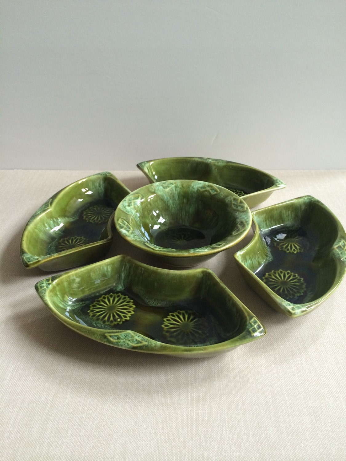 SALE Vintage Wade California Pottery Serving Dish Chip and