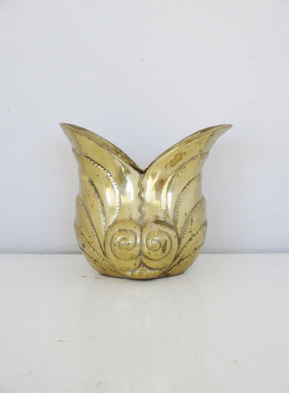 Vintage Brass Sea Shell Vase Art Deco Brass by TheDustyOldShack