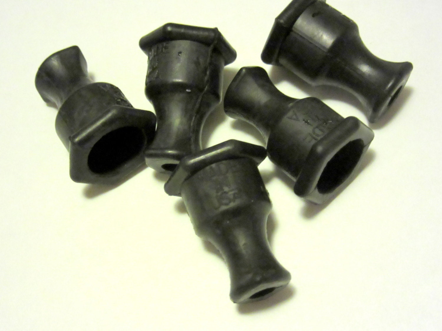 Replacement rubber mouthpiece package of 5 to fit