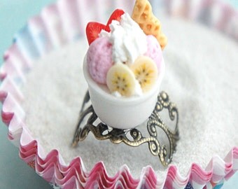 frozen yogurt ring- ice cream ring, miniature food jewelry, froyo ring
