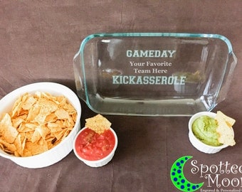 Gameday Kickasserole with Your Team, Etched Glass Casserole, Football, Tailgating, Engraved Bakeware, 9x13 Baking Dish,Pyrex,Personalized