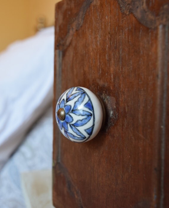 Hand Painted Ceramic Drawer Knobs in Blue and White by HookAndKnob