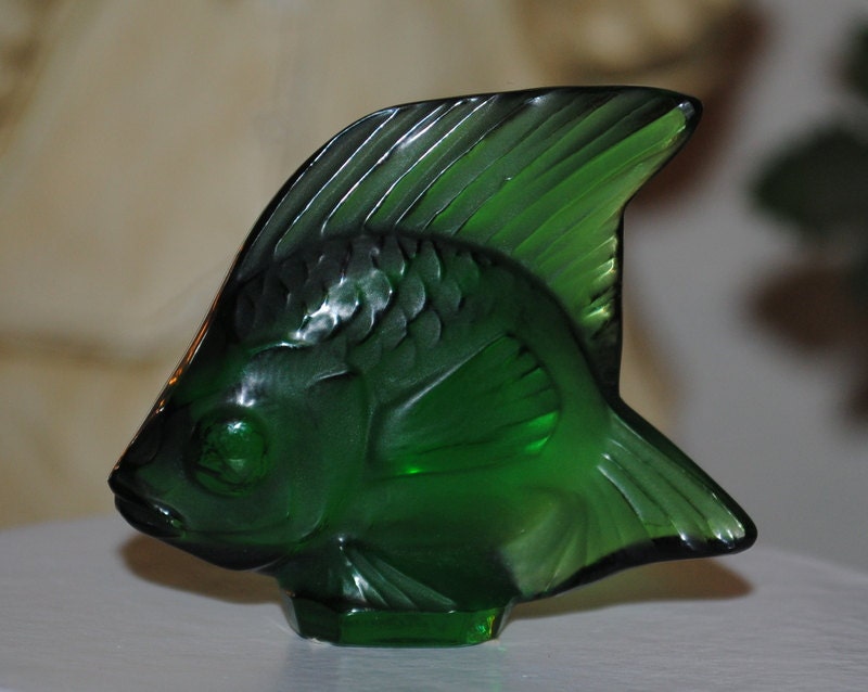 lalique crystal fish figurine