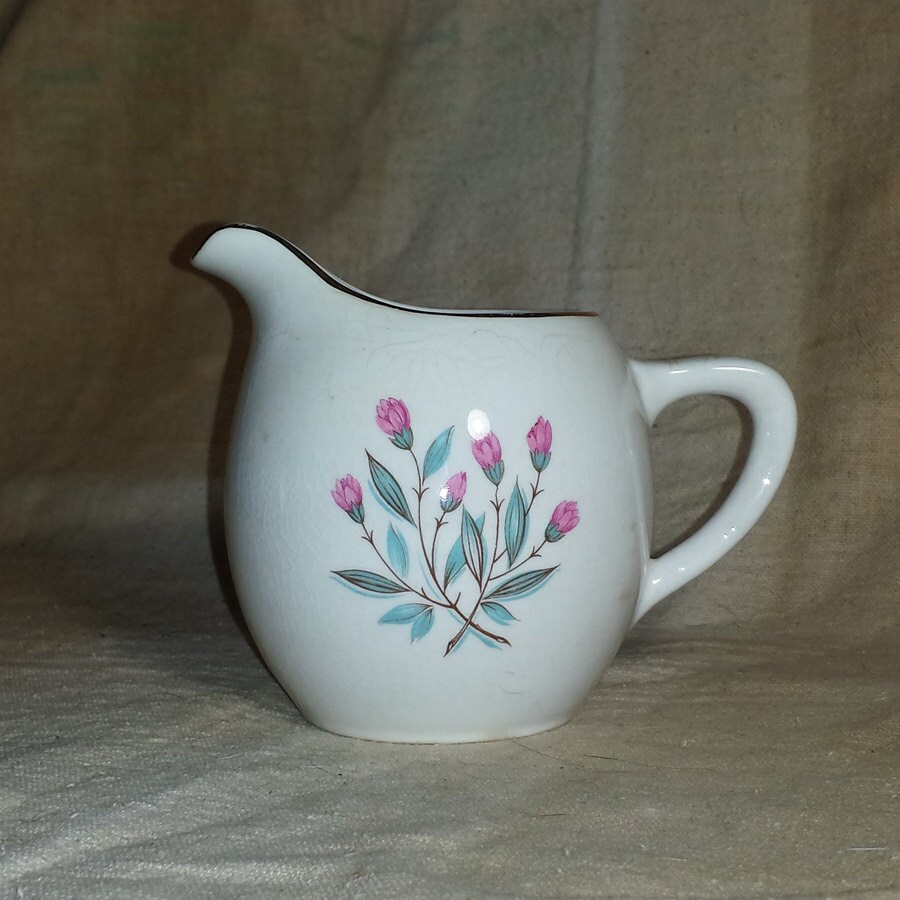 1960s Wedgwood Pink Hope Cream Pitcher / Vintage Wedgwood & Co