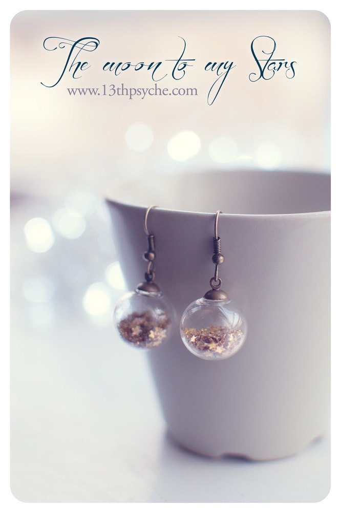 Glass globe earrings. CUSTOM COLOR. delicate earrings. Glitter