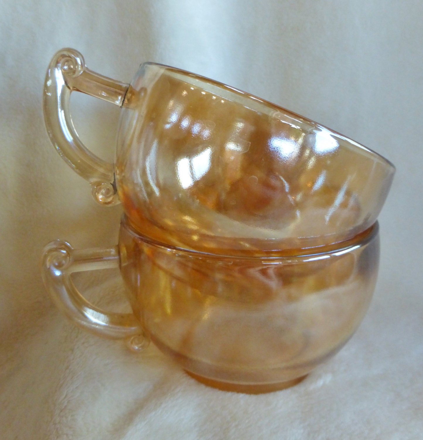 Two lovely vintage carnival glass coffee or punch cups Haute Juice