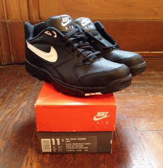 nike cross trainers 2000