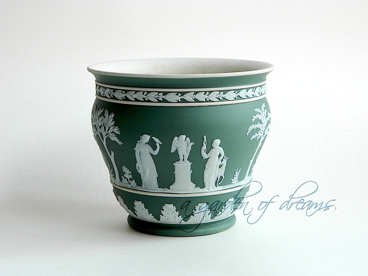 Wedgwood green jasperware jardinière planter flower pot