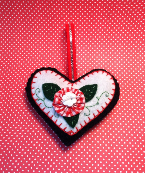 items similar to yo yo heart ornament on etsy items similar to yo yo heart ornament on etsy
