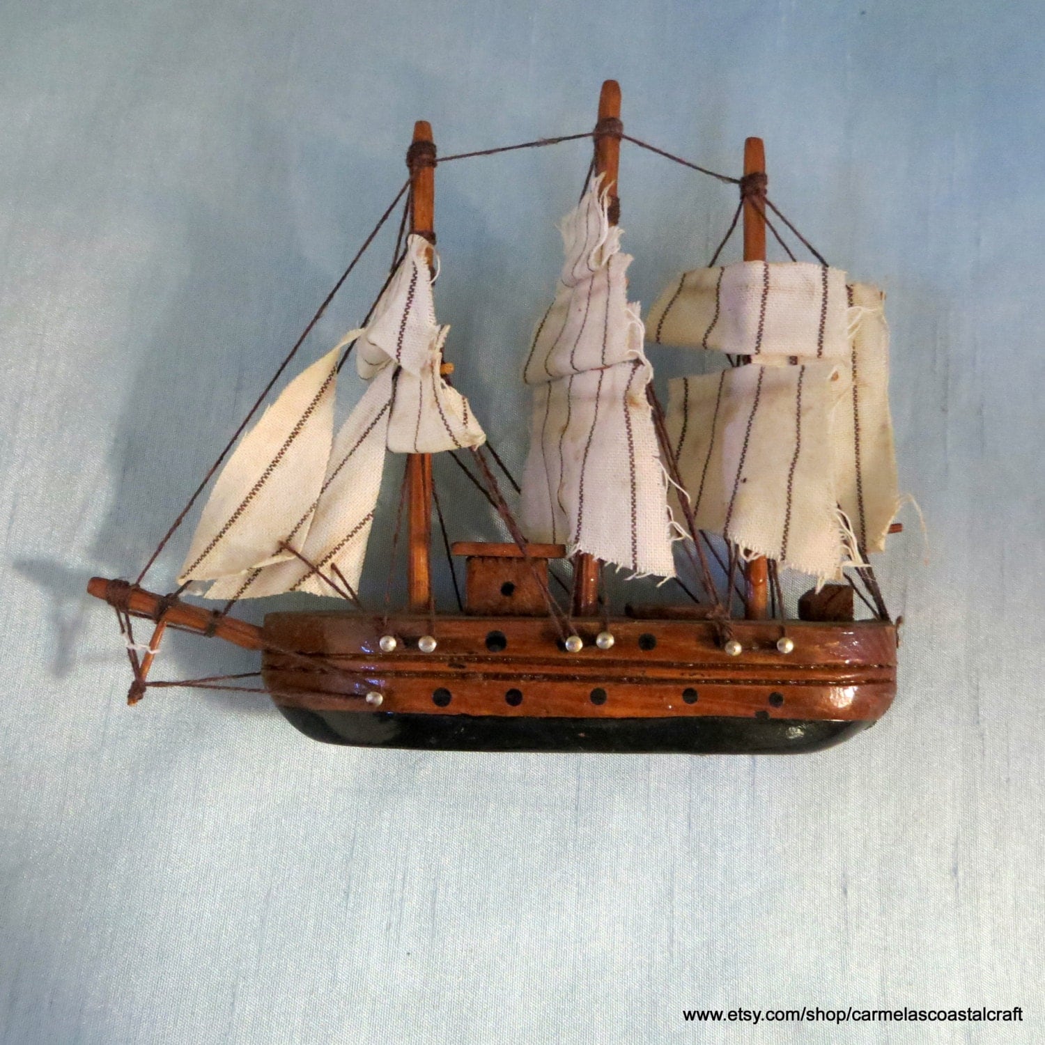 Vintage 3 mast sailing ship model_wood sail ship