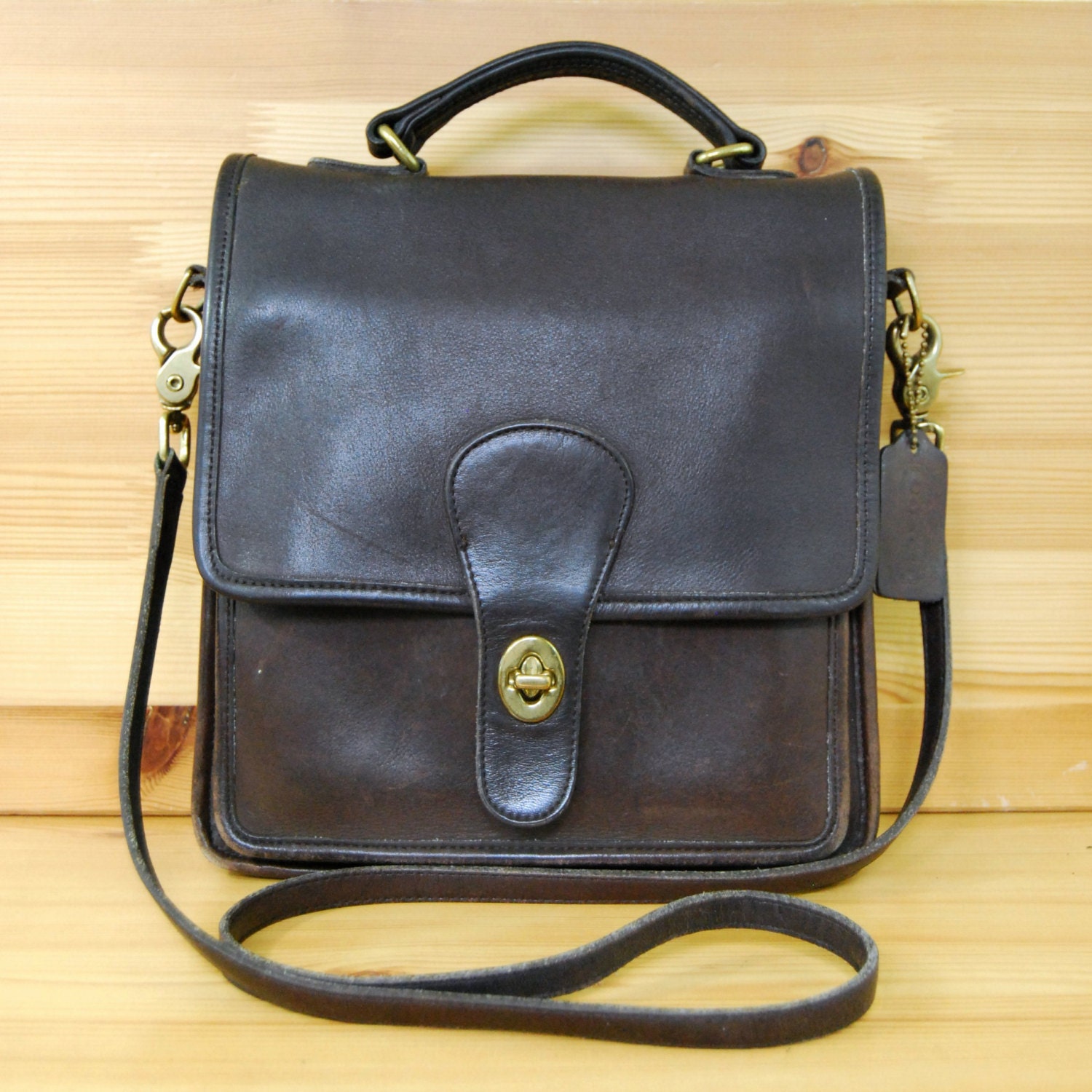 Vtg COACH Station Bag with Patina in Dark Brown // Mahogany