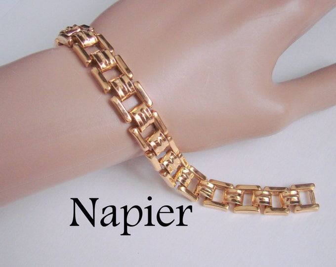 1980s Napier Goldtone Link Bracelet / Classic Design / Designer Signed / Vintage Retro Jewelry / Jewellery