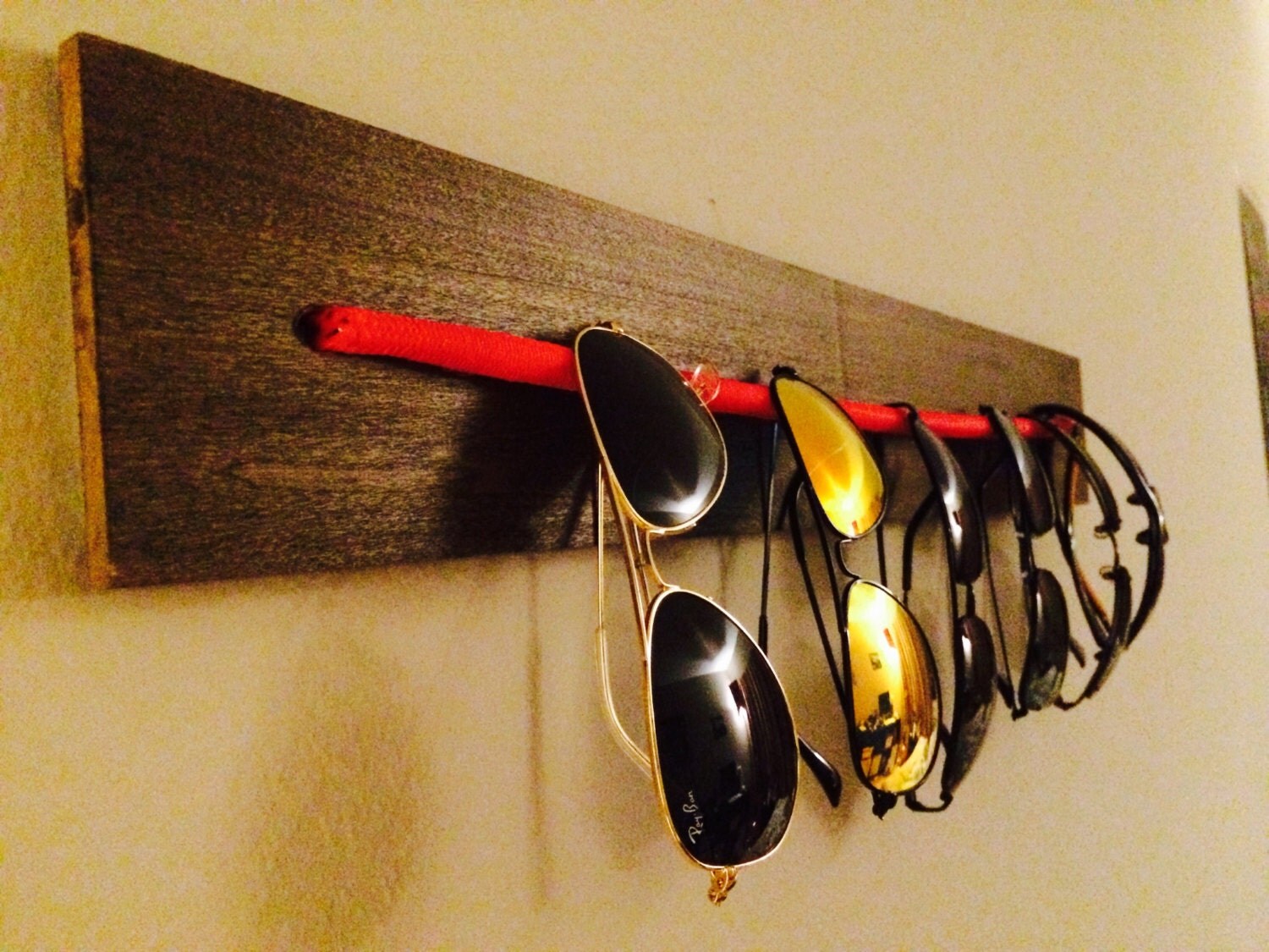 Sunglasses Holder by chellybellyme on Etsy