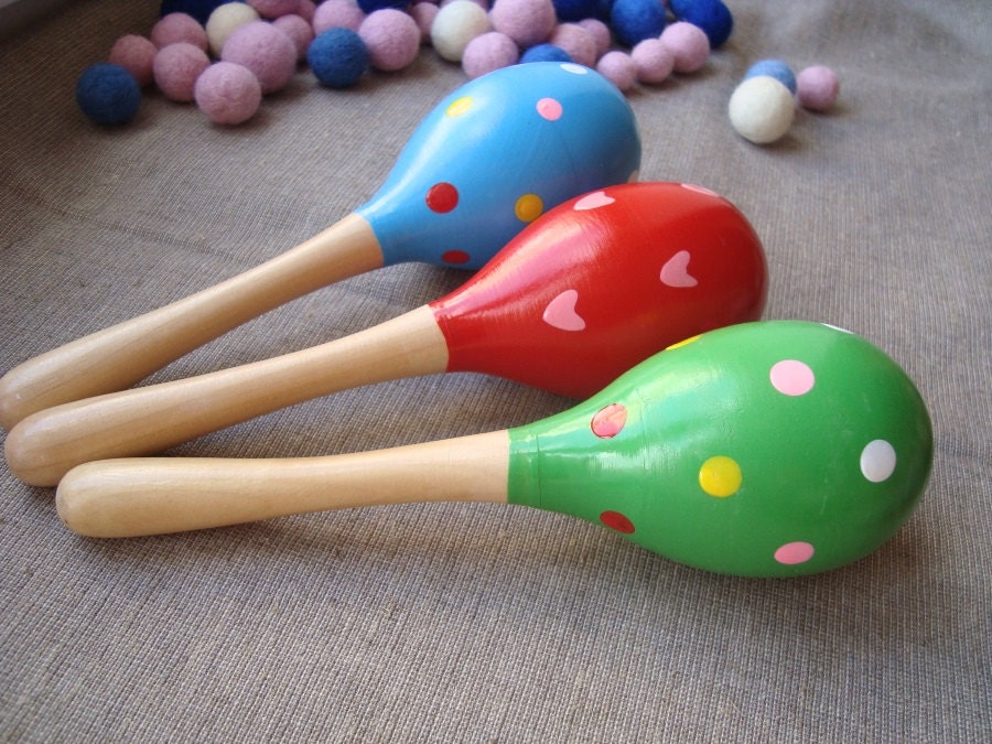 2 Wood Maracas. Wood Rattles. Wooden toys. Music instruments.
