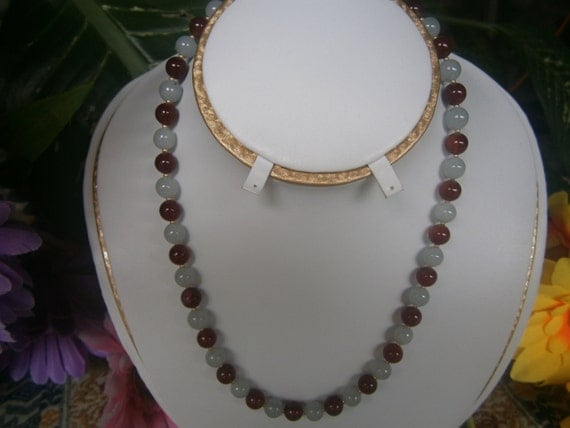 WHITE JADE NECKLACE by JadesMundoMaya on Etsy