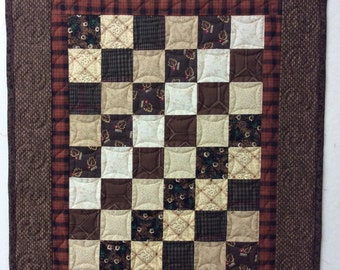 Pieced and custom quilted table runner