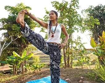 Elephant Pants // Harem Pants // Hippie Pants // Bohemian Pants // Meditation Pants // Yoga Pants // Bohemian Clothes // Boho Chic
