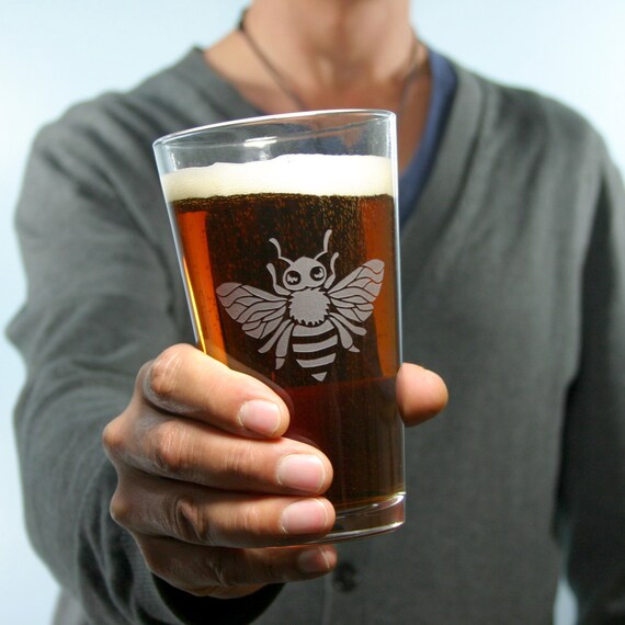 Honey Bee Pint Glass Etched Insect Beer T By Breadandbadger