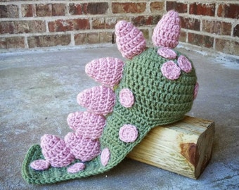 Crochet Dinosaur prop- Dragon Hat- girl baby costume- Infant Halloween Costume- animal hat- newborn photography prop- shower gift