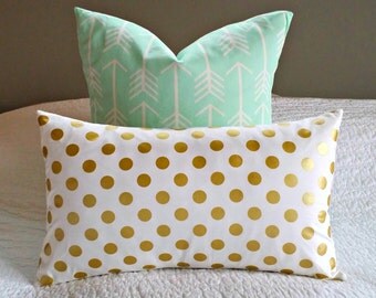 Glitz Metallic Dot Lumbar Pillow Cover - Gold and White