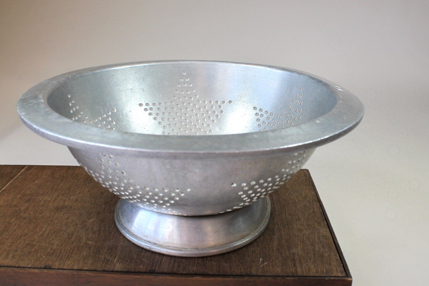 Vintage Star Aluminum Colander Strainer 5 Star by ShopAtGeris
