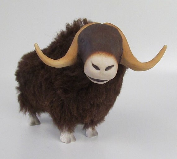 musk ox toy figure