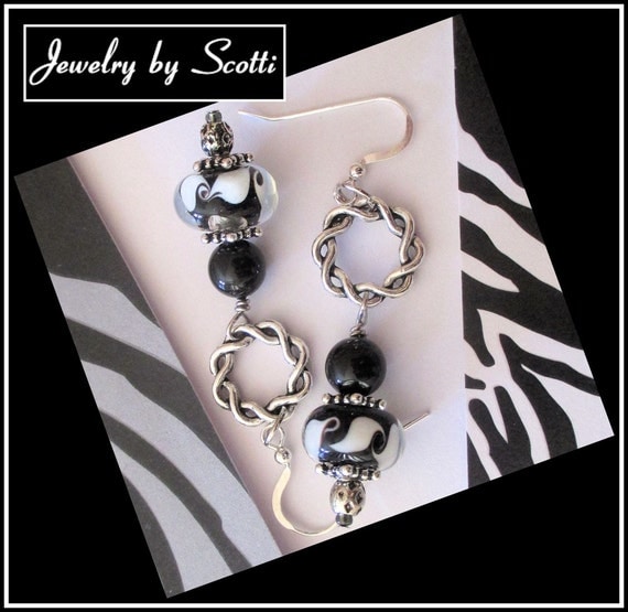 Black White Earrings // Lampwork Glass Swarovski Pearls // Twisted Rings // Silver Filled // SRAJD