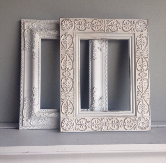 Items similar to WHITE 5x7 Frame Shabby Chic Vintage Style Picture