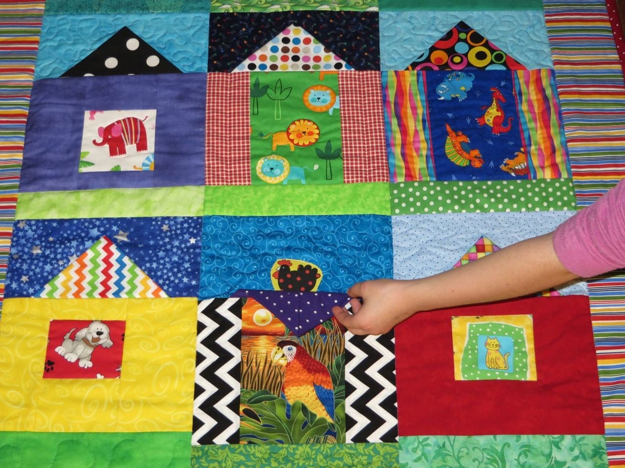 pattern-for-baby-quilt-tummy-time-activity-play-mat-lift-the