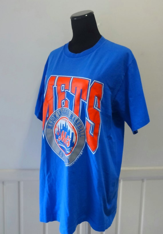 mets pride t shirt