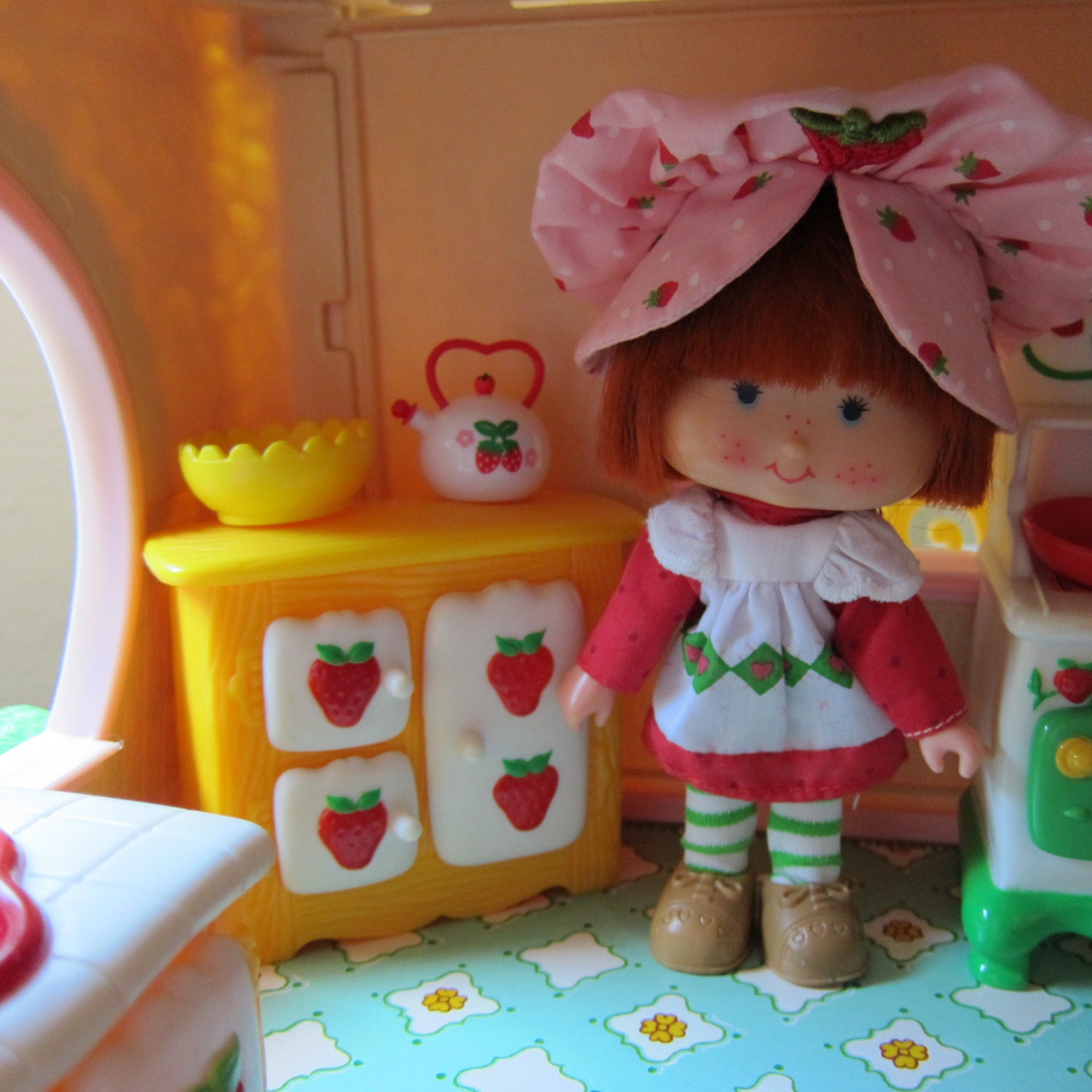 strawberry shortcake berry happy home furniture