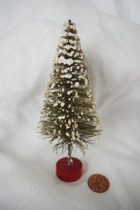 Vintage 5.5 Green Bottle Brush Snowy Pine Tree 1940s