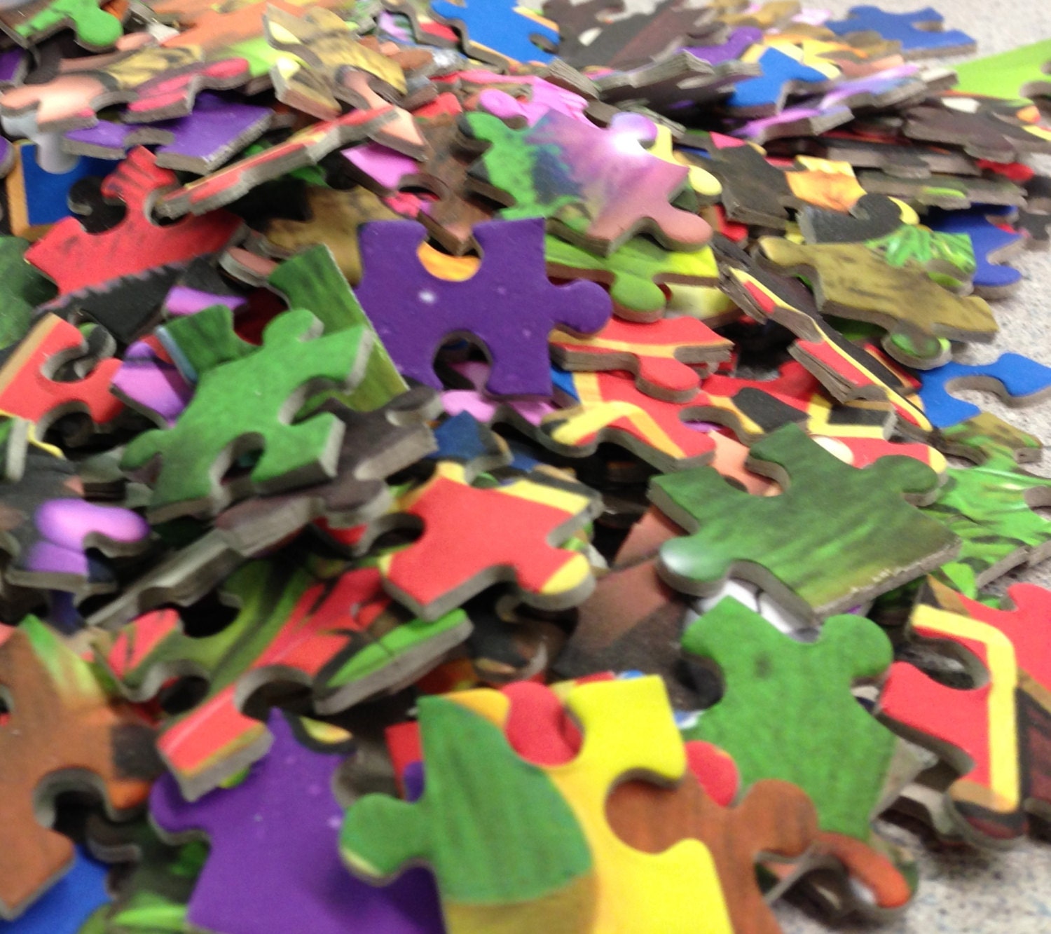 custom jigsaw puzzle maker