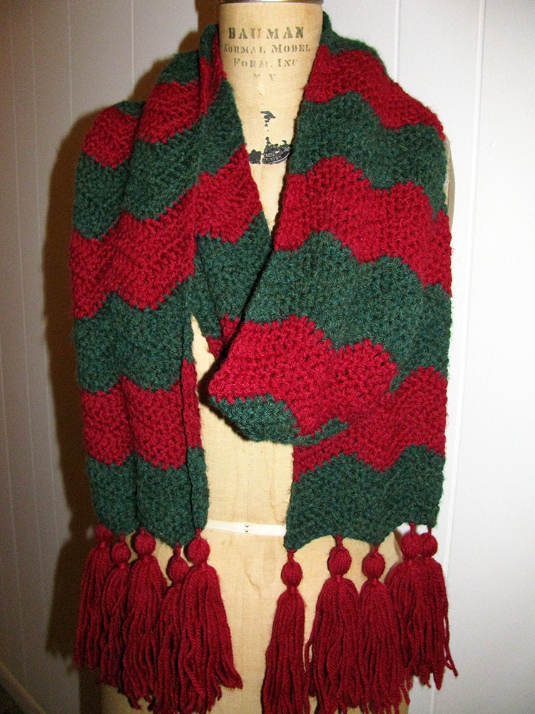 Download Crocheted Womens Christmas Scarf Pattern PDF Instant