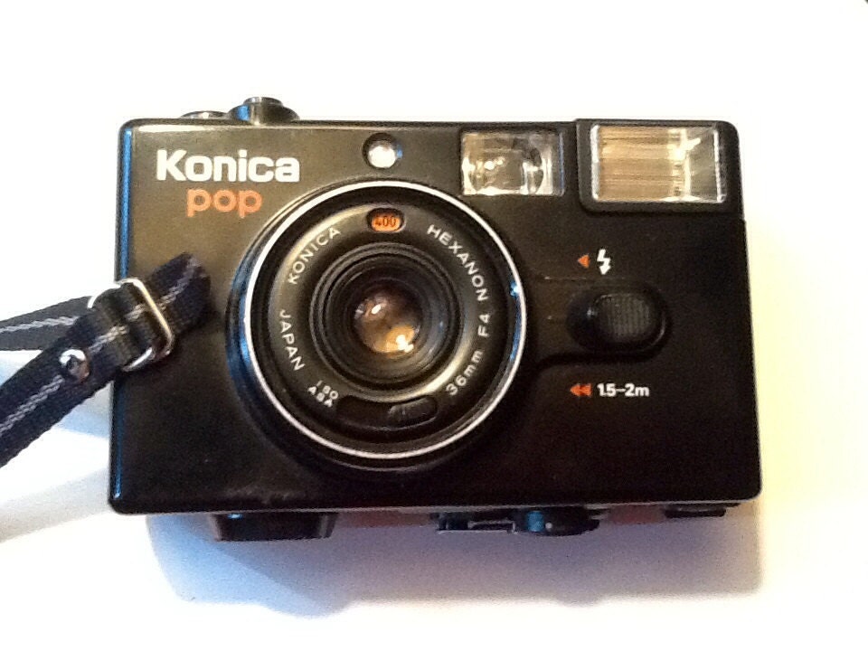 Konica Pop 35mm Film Camera fixed focus 36mm f/4 Hexanon Lens