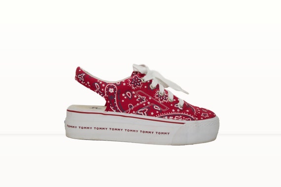 tommy hilfiger trainers platform