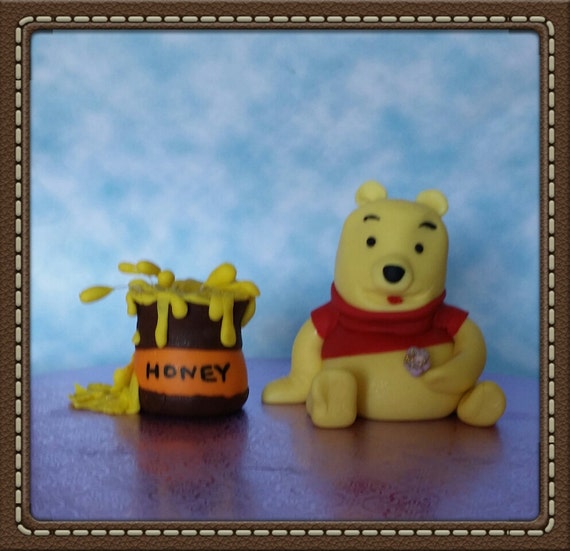 Items similar to Pooh bear and honey pot cake toppers on Etsy