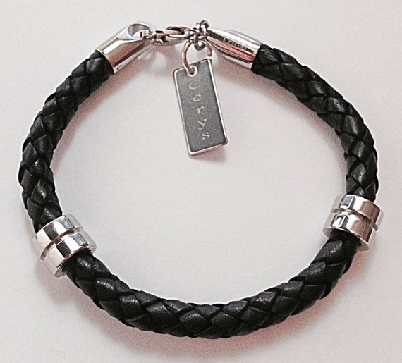 Personalized men's black leather bracelet by ThePersonalisedGift