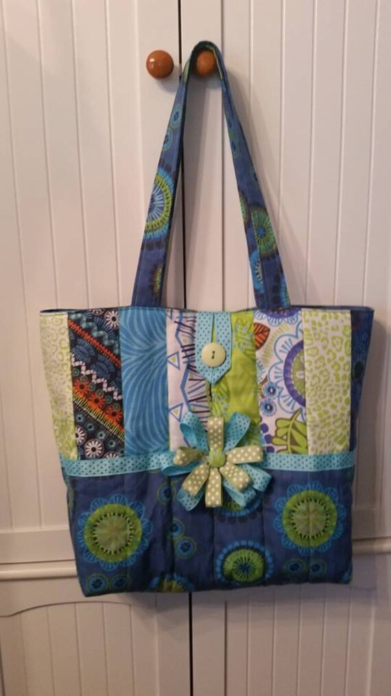 Items similar to Handmade Quilted Tote Handbag on Etsy