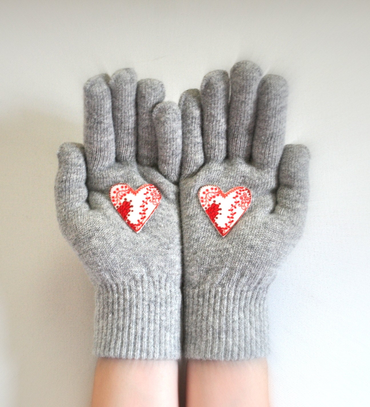Christmas Sale Free Shipping HEART GLOVES by DokumaAccessories