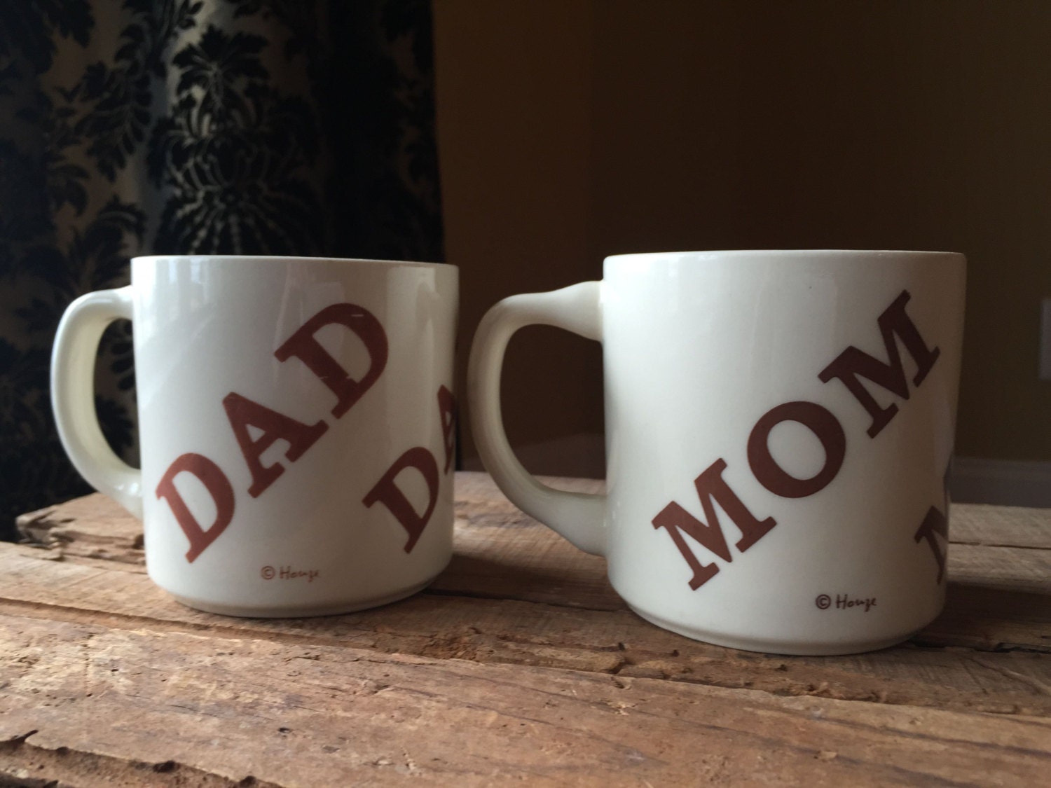 Vintage Coffee Mugs MOM DAD Pair 1970s Chic Cups by StylishPiggy