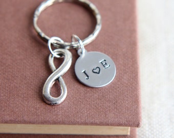 Infinity keychain, Initial Keychain, Personalized Keychain, Monogram Keychain, Best friends Keychain, Infinity and Initial charm Key Chains
