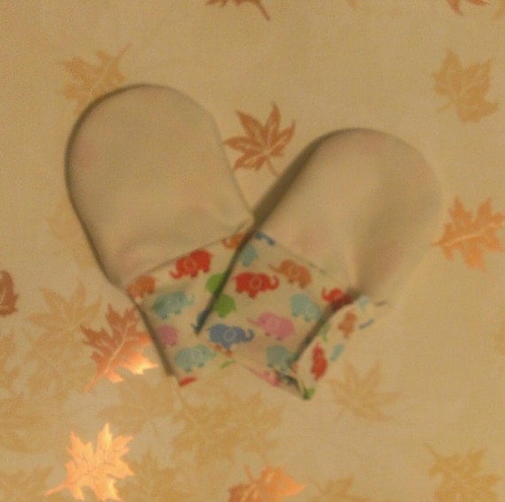 Cream Waterproof Teething Mittens for Finger Chewing Babies