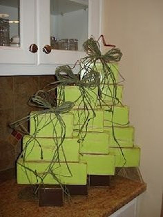 Items similar to Wooden christmas trees on Etsy