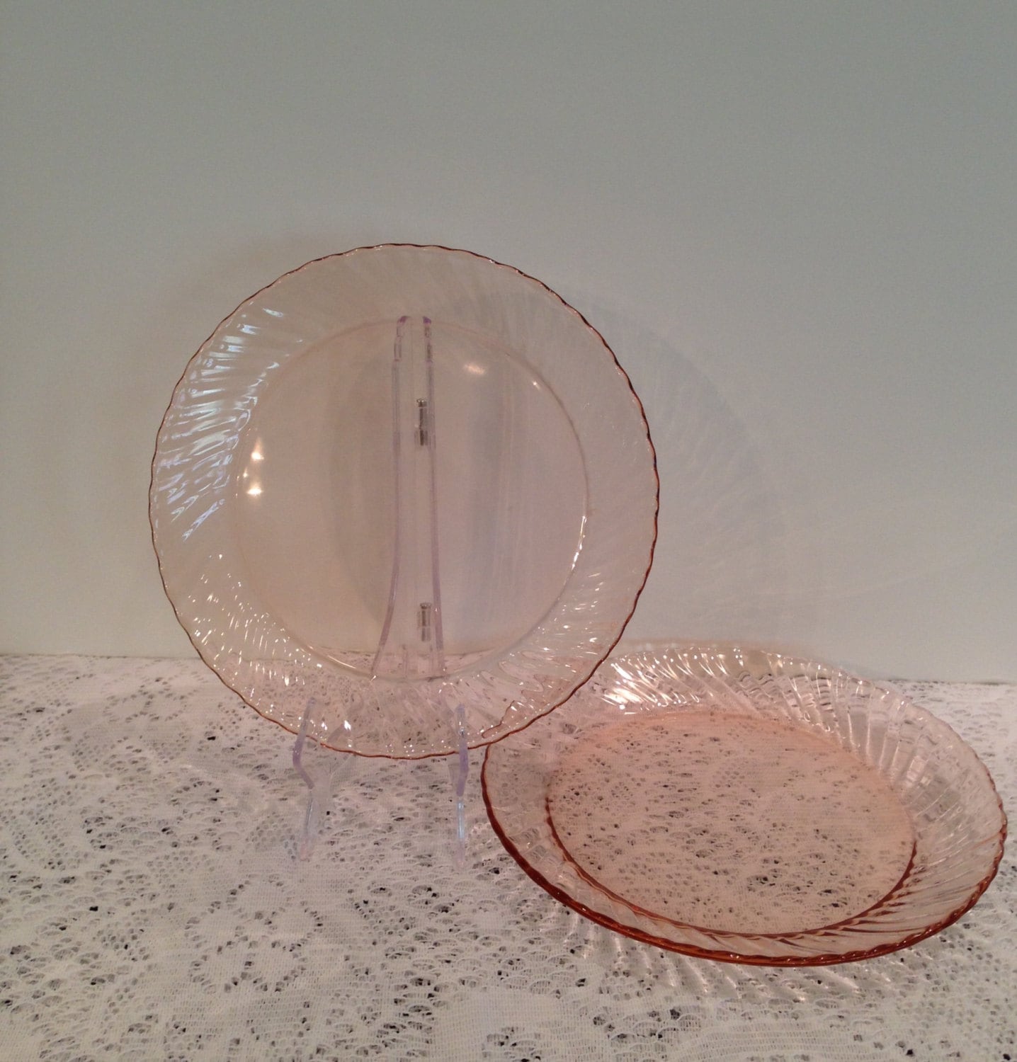 Arcoroc Pink Swirl Luncheon Plates 7.5 Inches Tempered Glass
