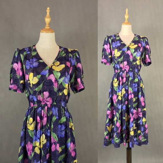 Adorable Vintage Japanese Floral Dress / Party Dress by LazyQueens