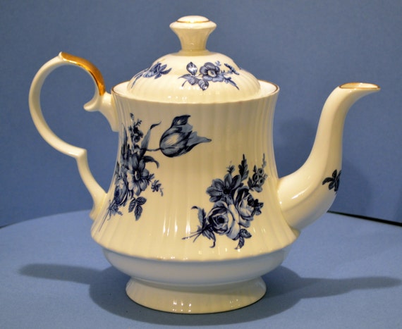 Royal Windsor Teapot English Bone China Blue by SouthernPearlz