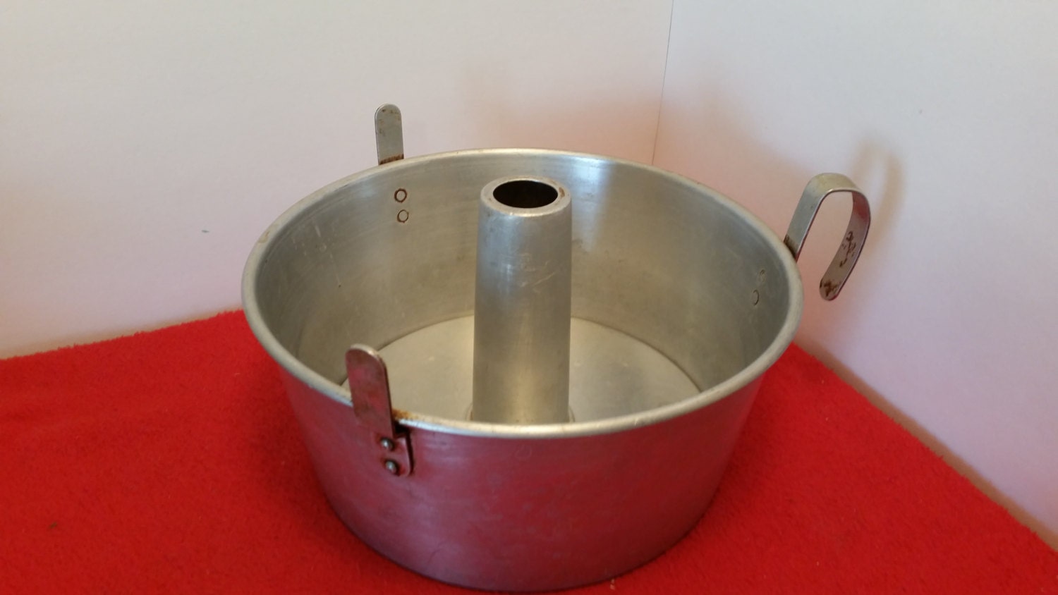 vintage mirro cake pan / angel food cake pan / 5394M10