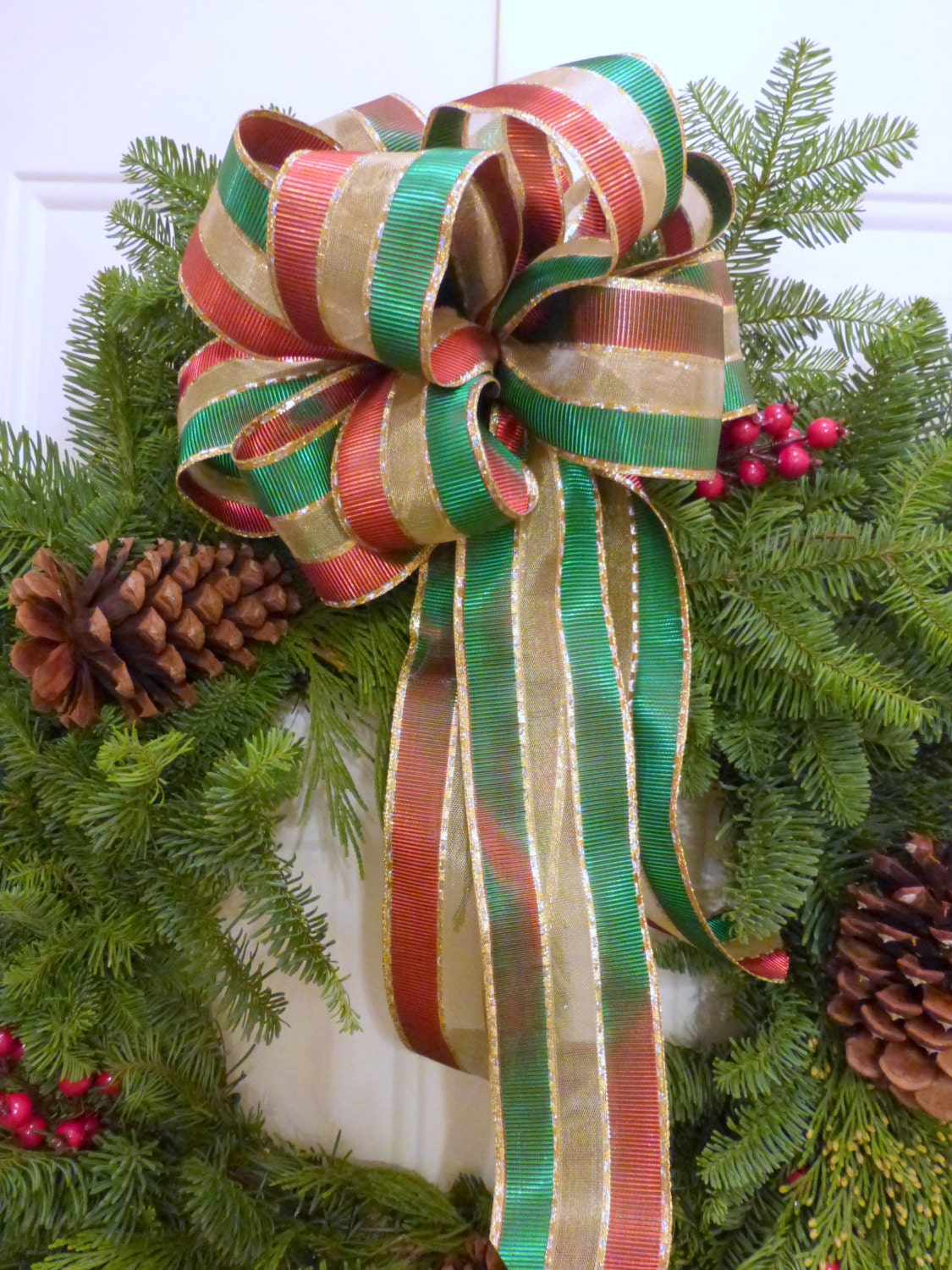 Color changing red and green wreath bow, outdoor Christmas wreath bow